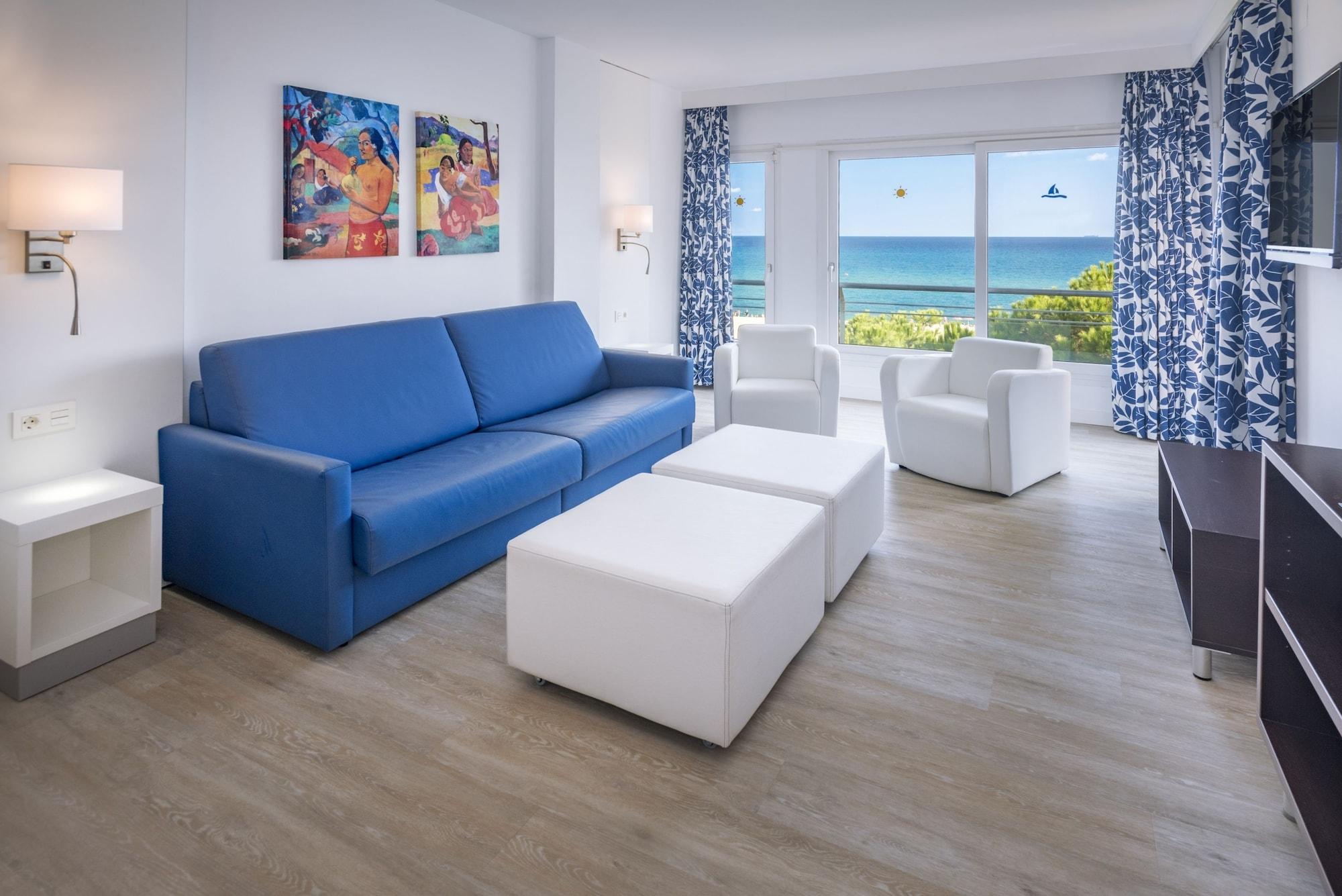 Hotel Tahití Playa Santa Susanna Bagian luar foto